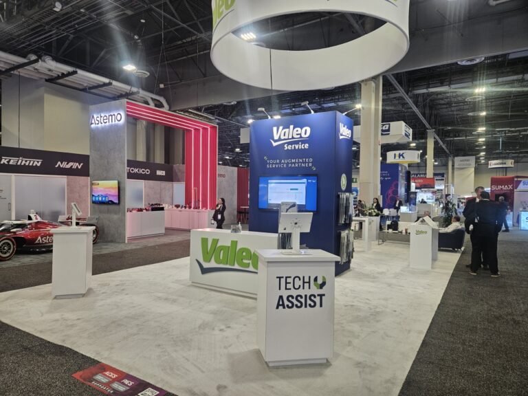 Valeo 20×40 at AAPEX 2025